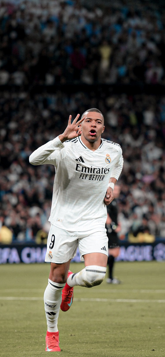 前锋突破射门命中率提升明显（前锋突破后射门命中率显著提升）