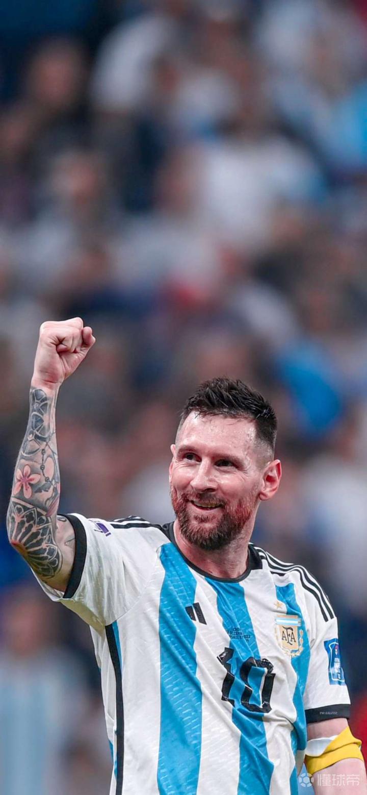 柏林联合主帅：我们的第一球越位5毫米，这种判罚简直是疯了（柏林联合主帅不满：首球仅越位5毫米，这判罚太离谱）