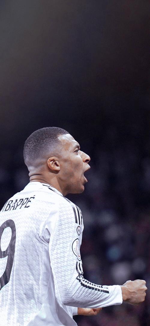 世体：拉什福德因重感冒仍未参加合练，周六能否出战存疑问（世体：拉什福德重感冒仍未随队合练，周六出战成疑）